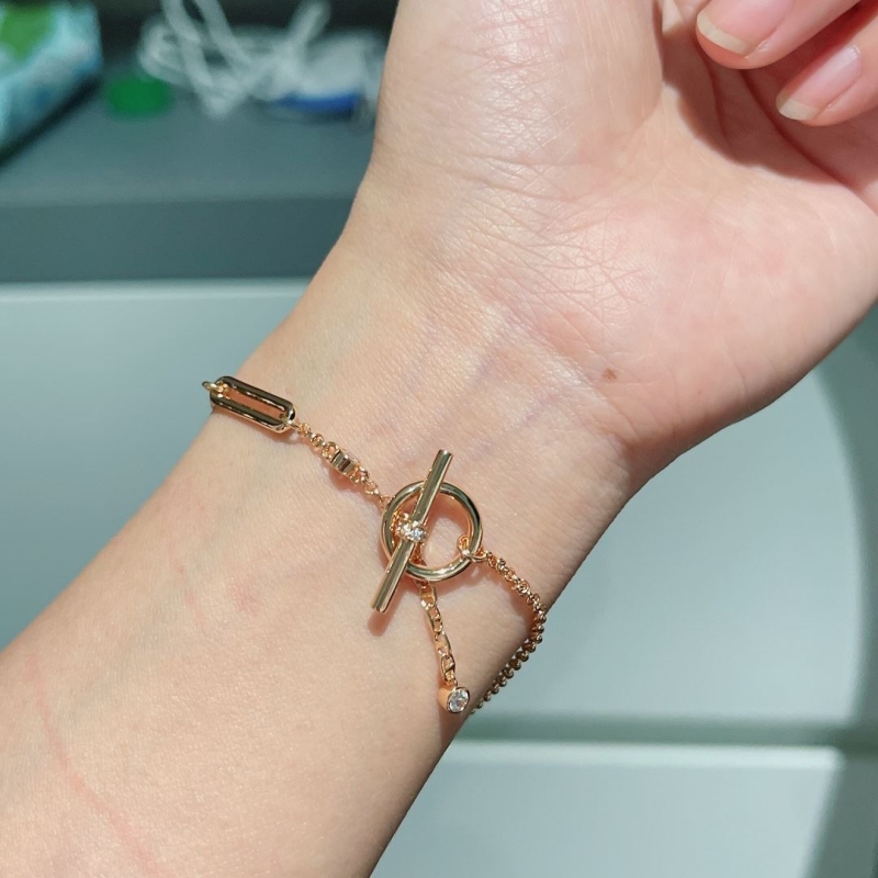 H**me5 bracelets
